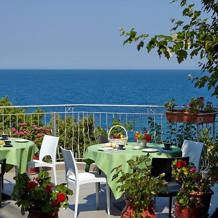 Hotel Alkyonis Platamonas Exterior photo